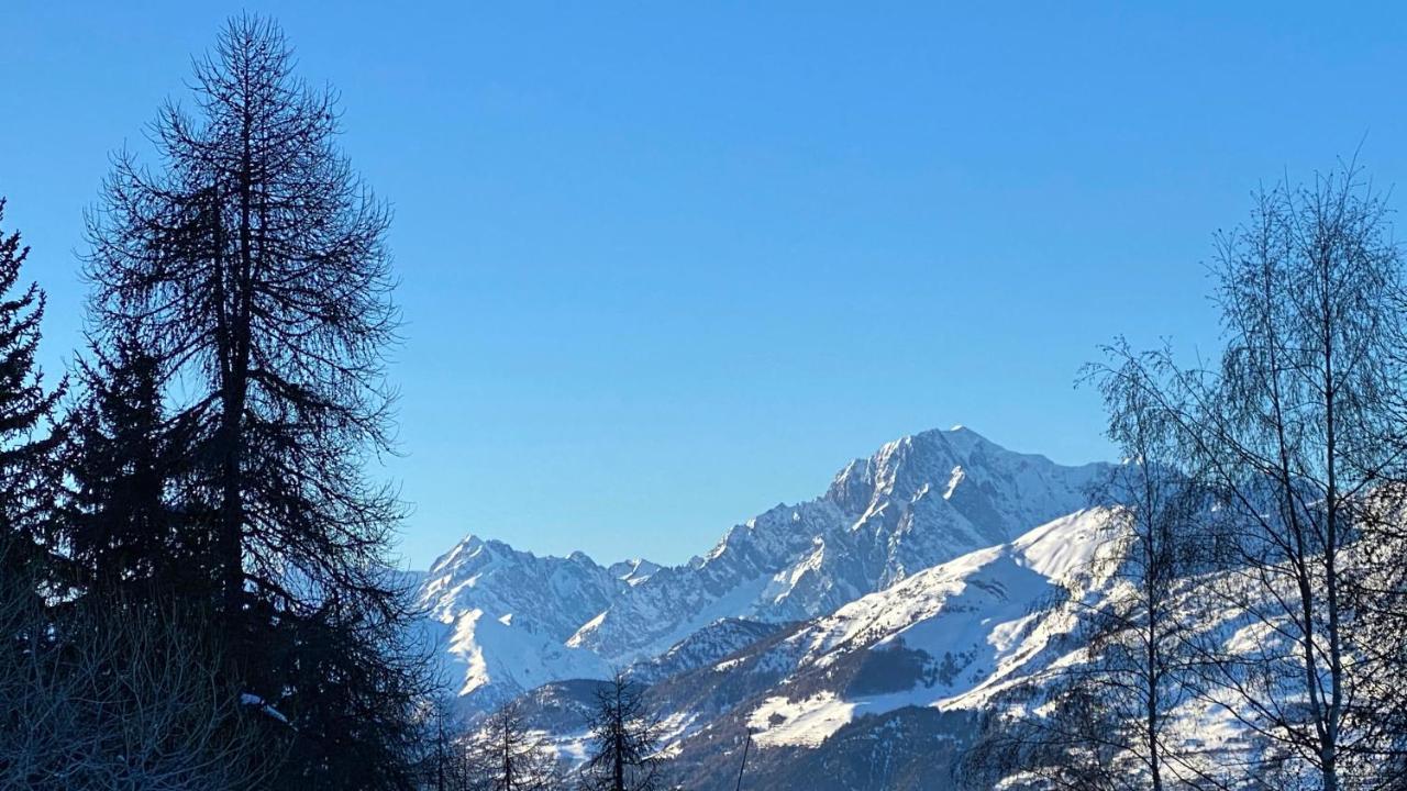La Finestra Sulla Montagna - The Window On The Mountain Apartment Pila  Exterior photo